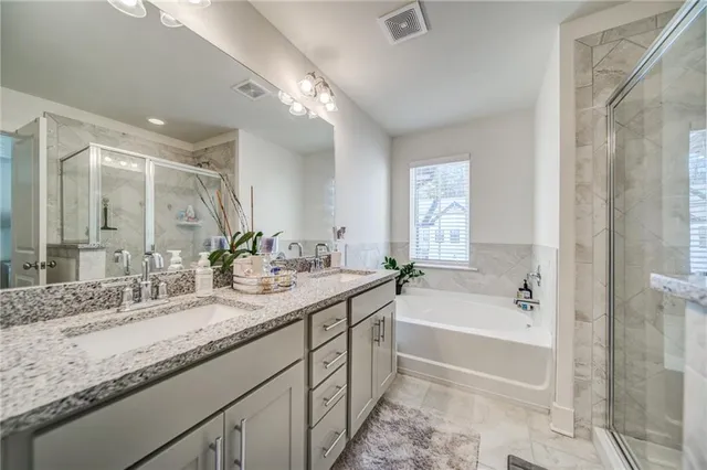 $1,975 | 96 Auburn Gate Lane, Auburn, GA 30011