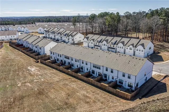 $1,975 | 96 Auburn Gate Lane, Auburn, GA 30011