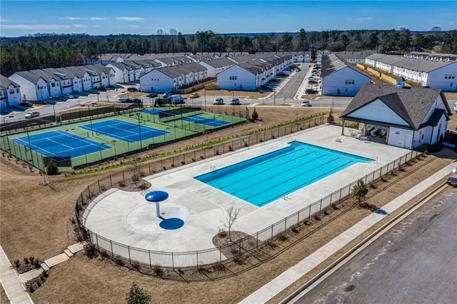 $1,975 | 96 Auburn Gate Lane, Auburn, GA 30011