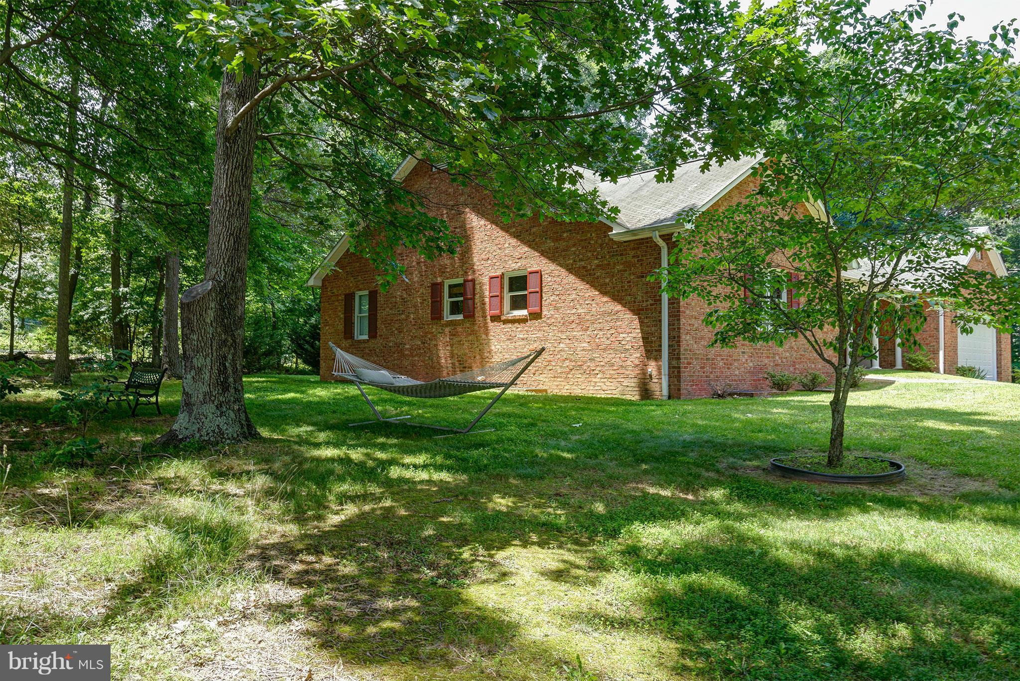 20705 Evergreen Mills Road Leesburg, VA 20175 - Photo 4 of 25 Exterior (Front)