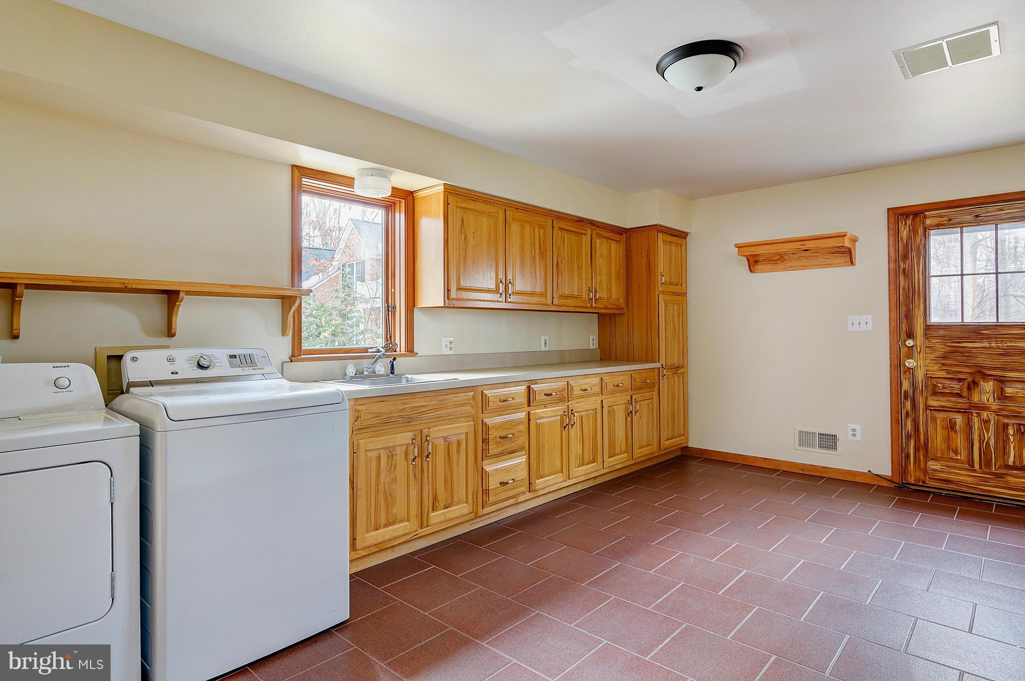 20705 Evergreen Mills Road Leesburg, VA 20175 - Photo 10 of 25 Interior (General)