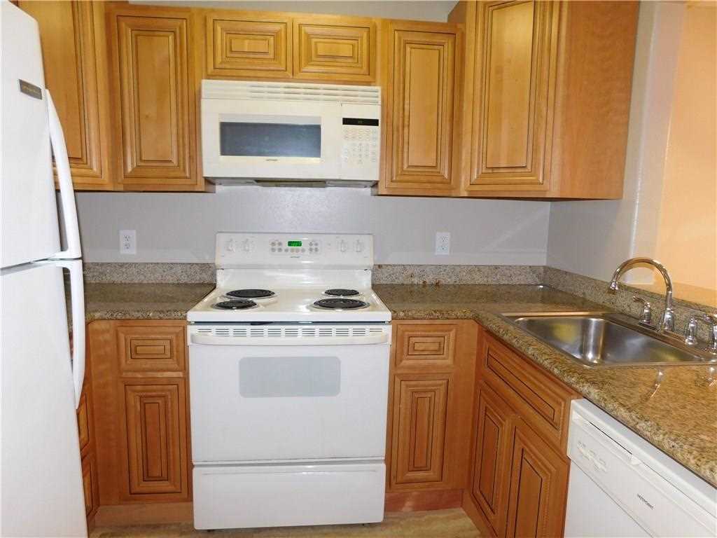 6200 Riverside Drive, Unit 506 Metairie, LA 70003 - Photo 5 of 11
