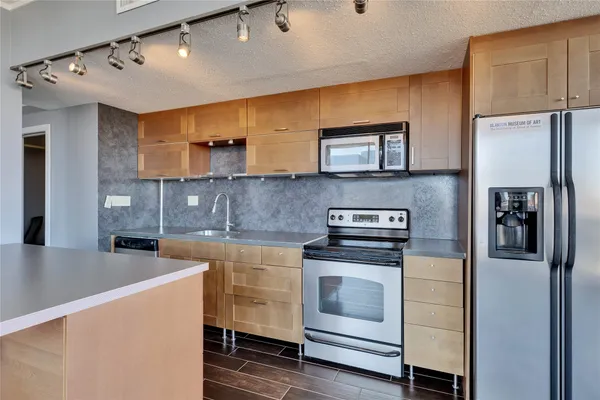 $2,695 | 1801 Lavaca Street, Unit 5D, Austin, TX 78701