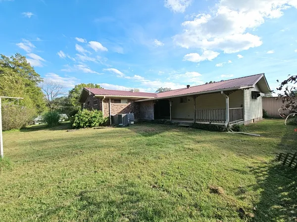 $209,900 | 2122 Old Decaturville Road, Parsons, TN 38363