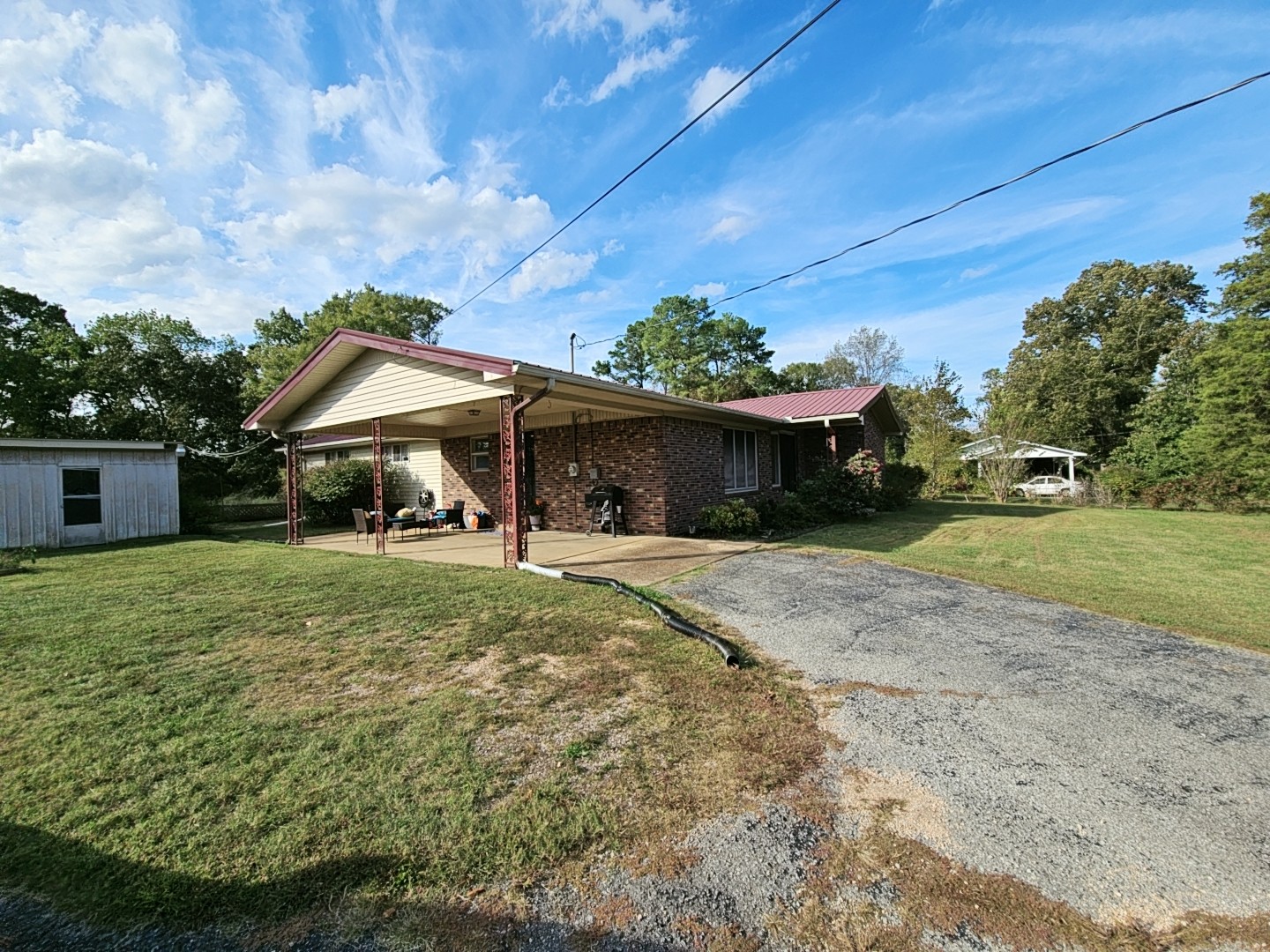 2122 Old Decaturville Road Parsons, TN 38363 - Photo 4 of 37 a view of a house with a yard