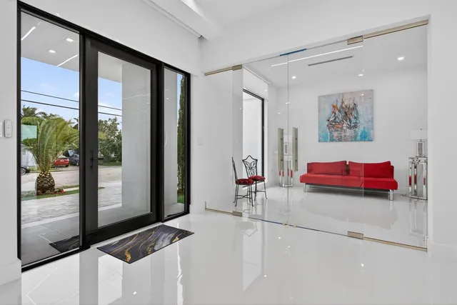 $3,995,000 | 1205 Avocado Isle, Fort Lauderdale, FL 33315