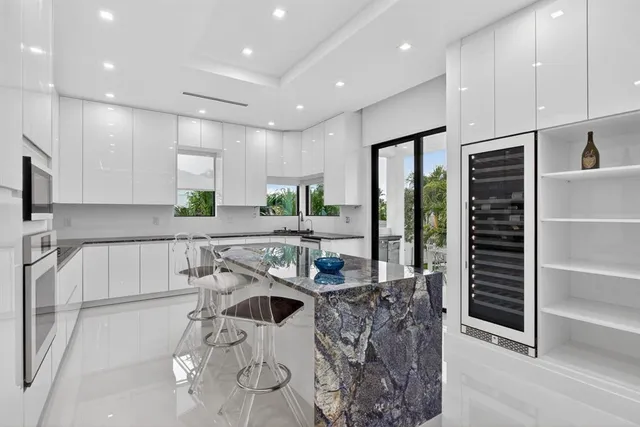 $3,995,000 | 1205 Avocado Isle, Fort Lauderdale, FL 33315