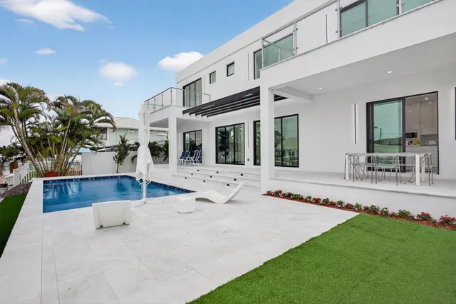 $3,995,000 | 1205 Avocado Isle, Fort Lauderdale, FL 33315
