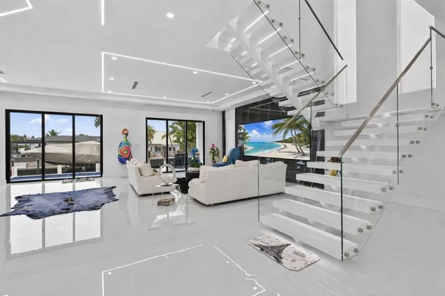 $3,995,000 | 1205 Avocado Isle, Fort Lauderdale, FL 33315