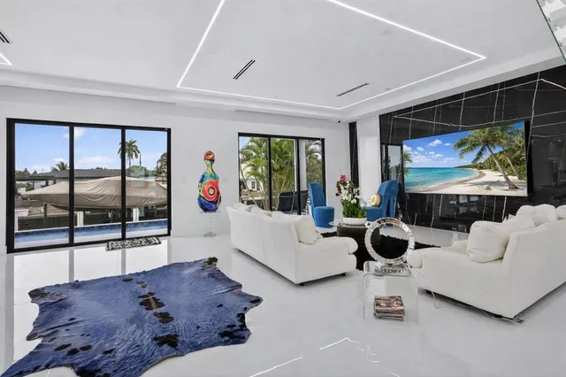 $3,995,000 | 1205 Avocado Isle, Fort Lauderdale, FL 33315