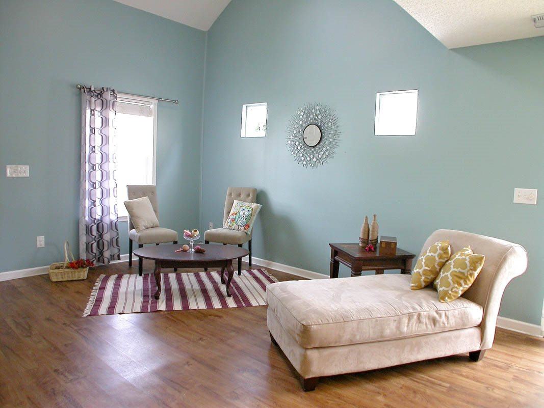 11036 Feather Grass Lane Raleigh, NC 27613 - Photo 12 of 25 Soft colors and lots of sunlight make this Family Room perfect! Family Room