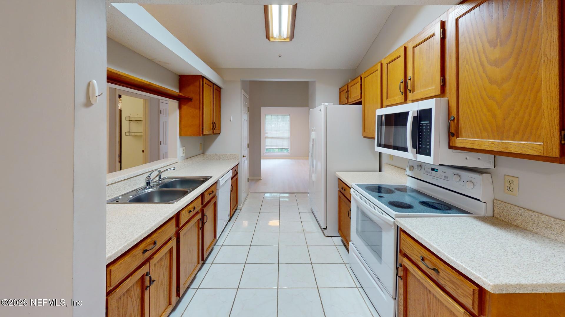 12644 Thicket Ridge Drive Jacksonville, FL 32258 - Photo 3 of 44 12644-Thicket-Ridge-Dr-Kitchen