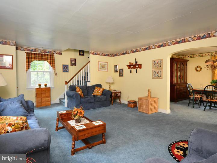 454 Briarhill Road Springfield, PA 19064 - Photo 7 of 25