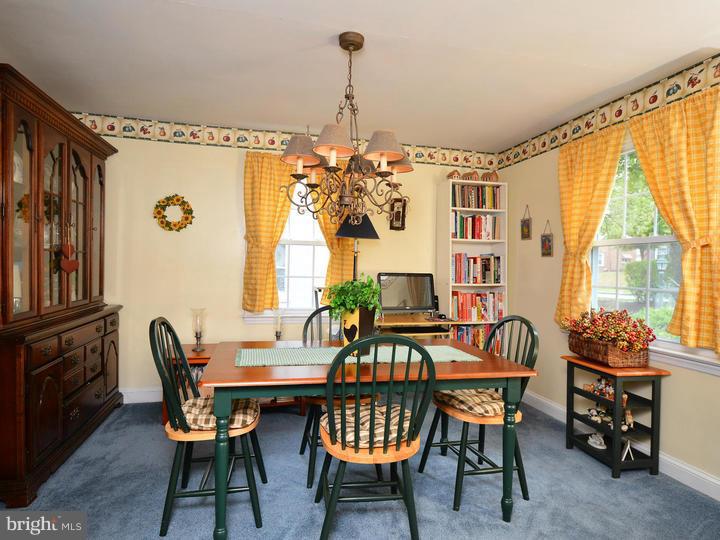 454 Briarhill Road Springfield, PA 19064 - Photo 8 of 25
