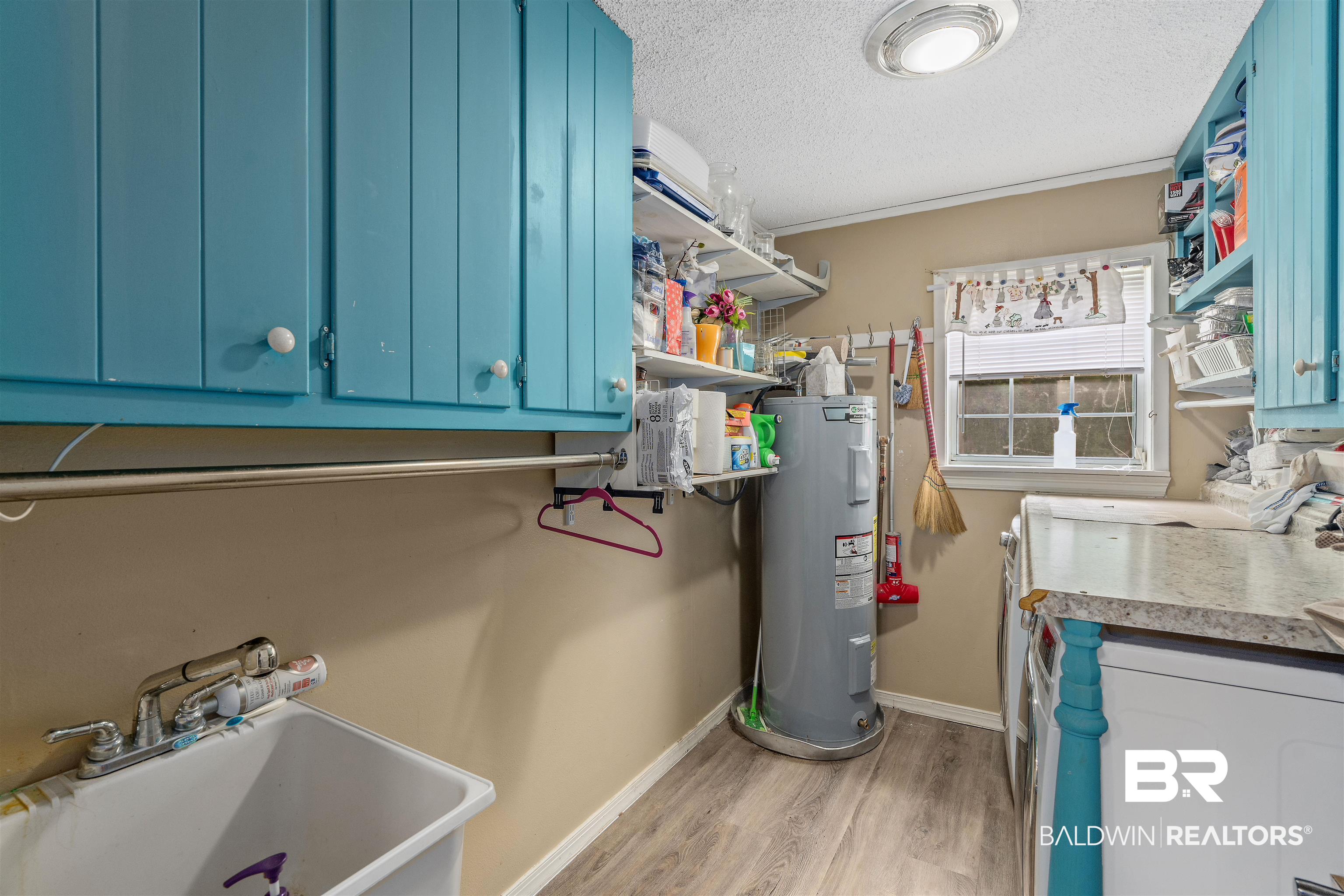 20011 Lawrence Road Fairhope, AL 36532 - Photo 30 of 41 Utility Room