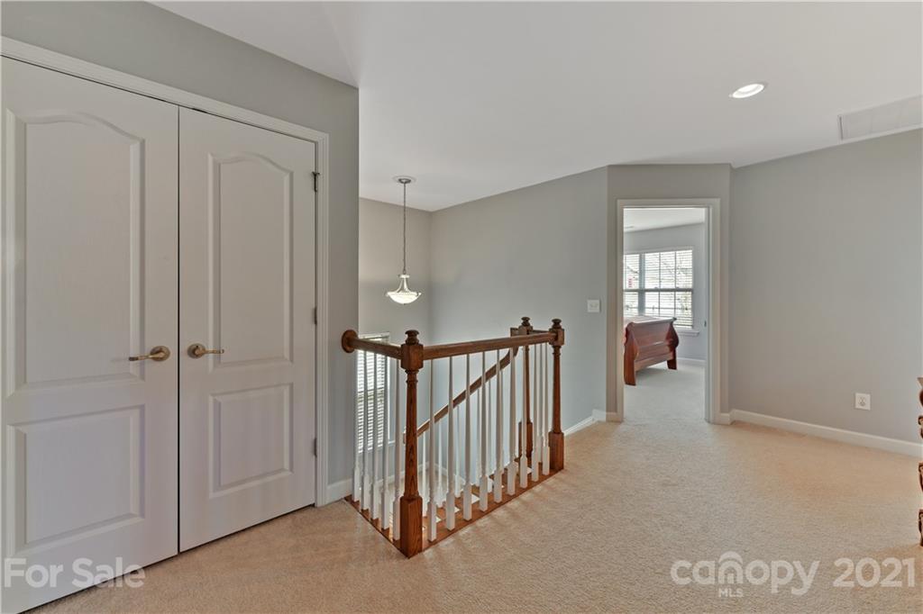 436 Sheltered Cove Court Fort Mill, SC 29708 - Photo 19 of 33 Gallery Image 19