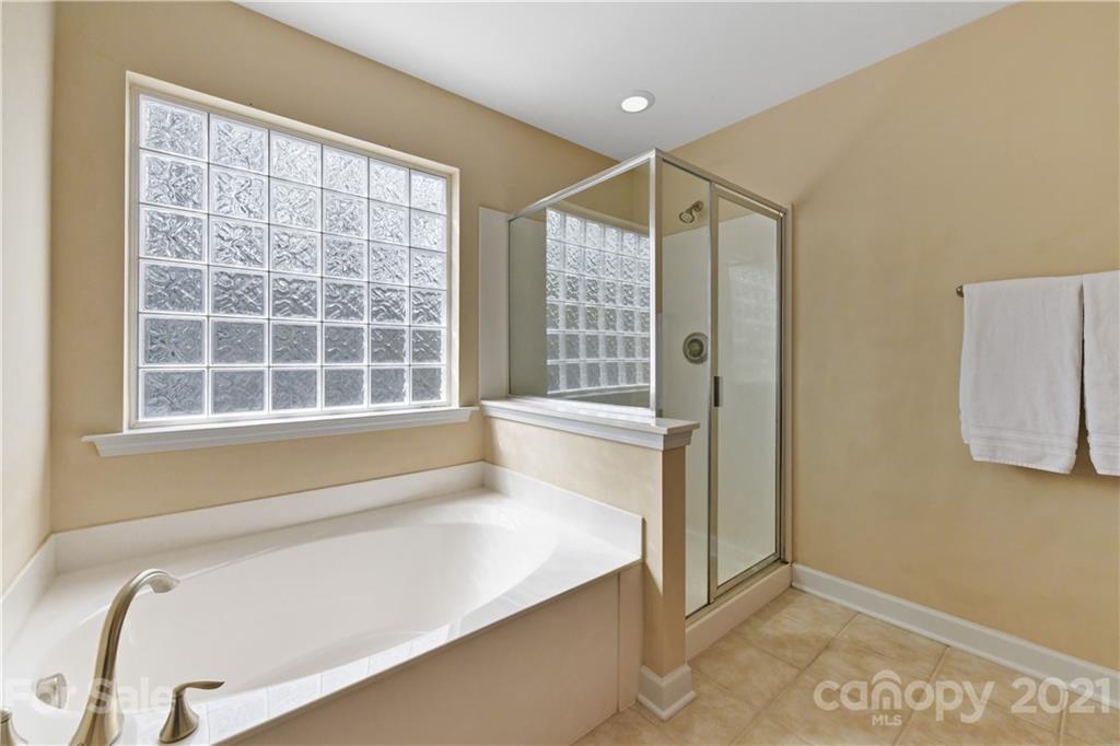 436 Sheltered Cove Court Fort Mill, SC 29708 - Photo 22 of 33 Gallery Image 22