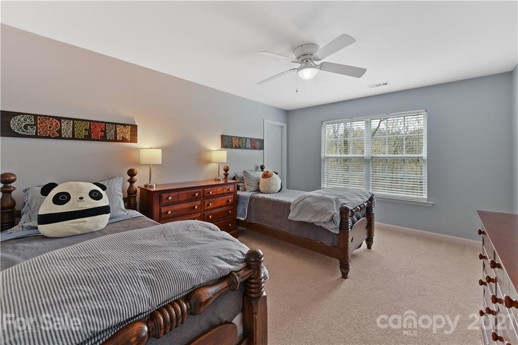 436 Sheltered Cove Court Fort Mill, SC 29708 - Photo 28 of 33 Gallery Image 28