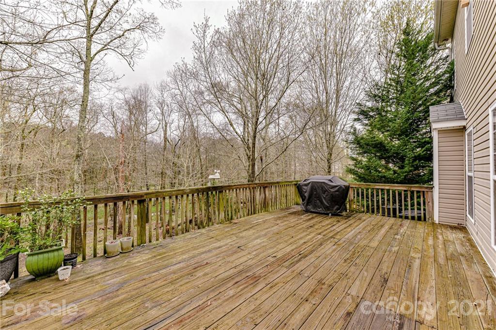 436 Sheltered Cove Court Fort Mill, SC 29708 - Photo 31 of 33 Gallery Image 31