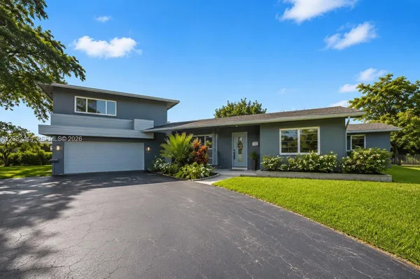 $6,999 | 6700 East Tropical Way, Plantation, FL 33317