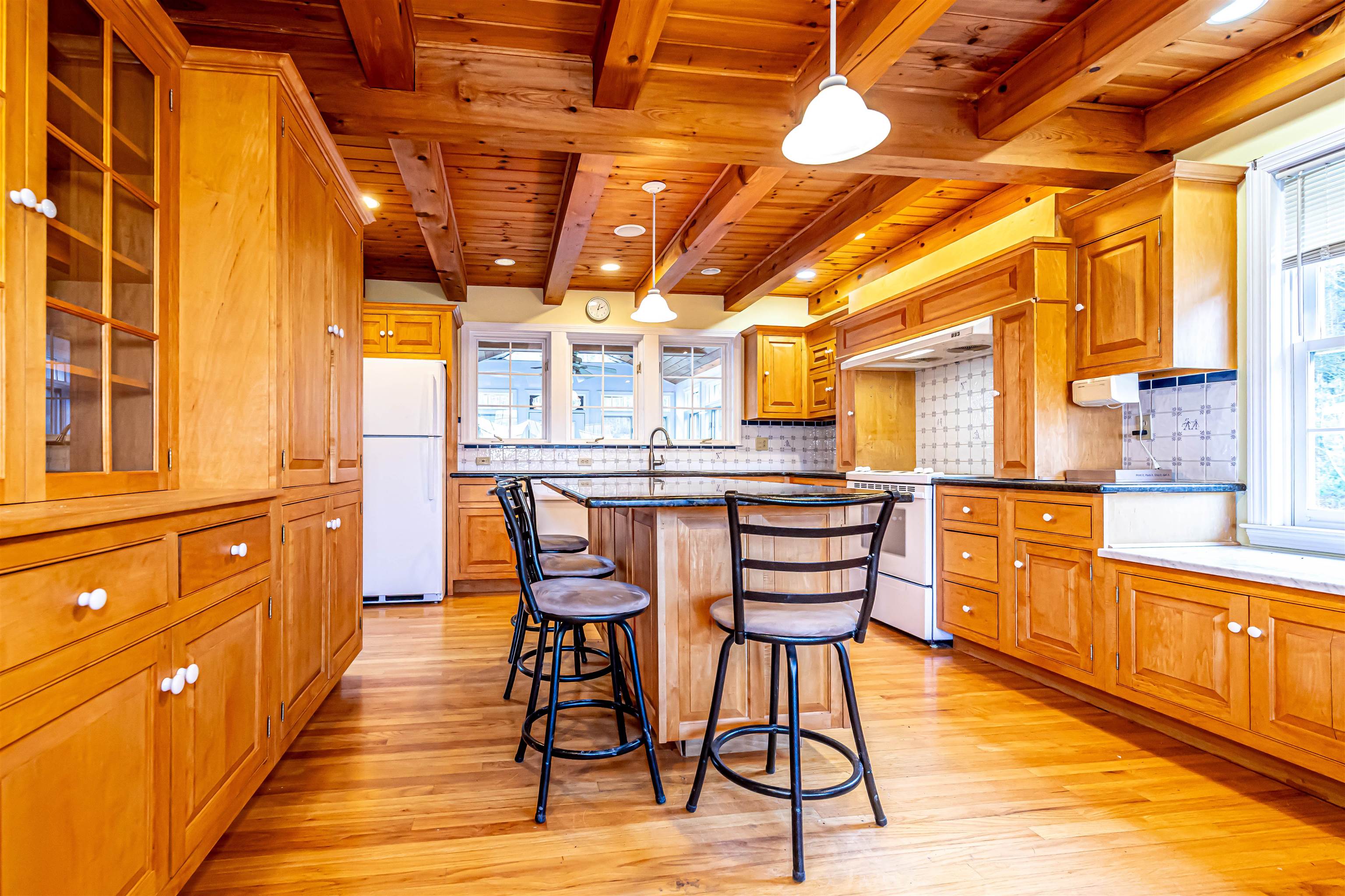 149 Mountain Road Deerfield, NH 03037 - Photo 10 of 43