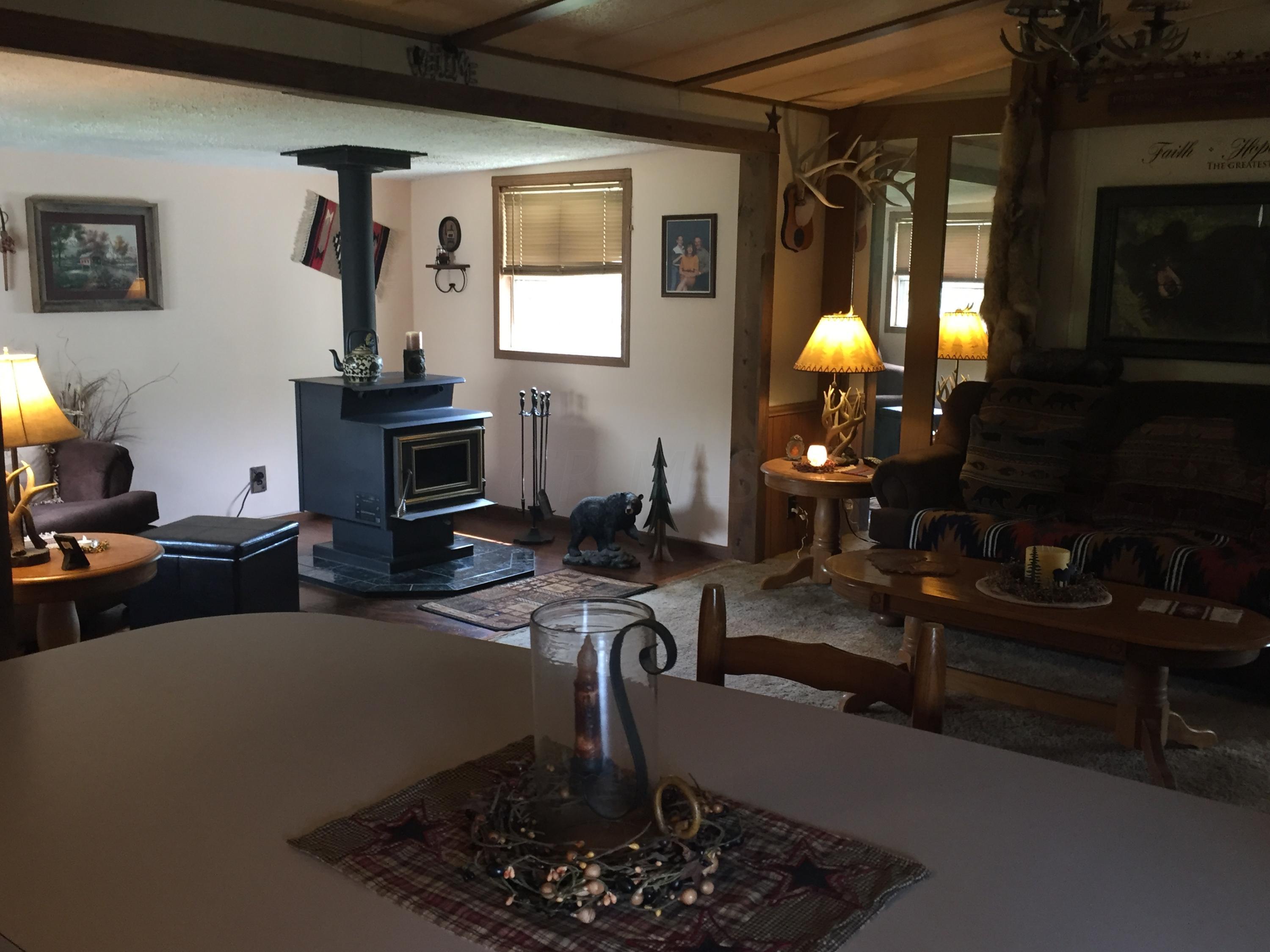9121 Walnut Dowler Road Logan, OH 43138 - Photo 10 of 34