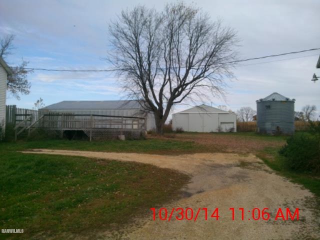 2405 North Henderson Road Freeport, IL 61032 - Photo 25 of 25 a view of backyard with green space