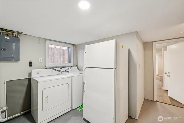 $1,195,000 | 5607 5th Avenue Northeast, Seattle, WA 98105