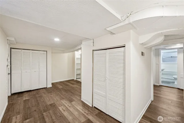 $1,195,000 | 5607 5th Avenue Northeast, Seattle, WA 98105