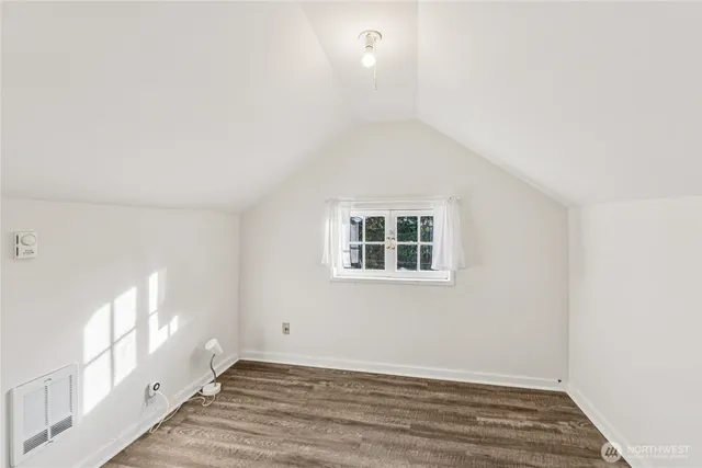 $1,195,000 | 5607 5th Avenue Northeast, Seattle, WA 98105