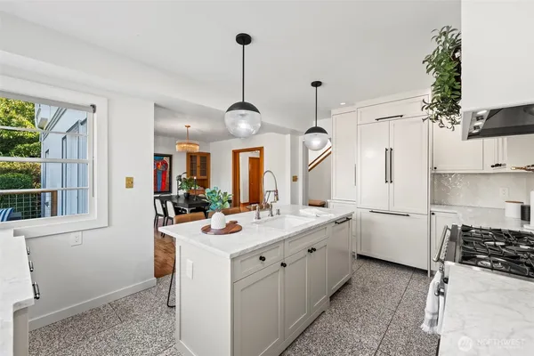 $1,349,000 | 3901 North 37th Street, Tacoma, WA 98407