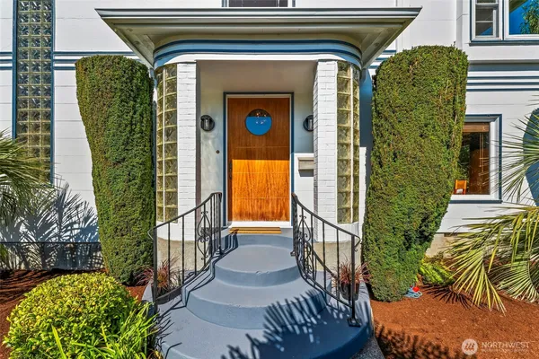 $1,349,000 | 3901 North 37th Street, Tacoma, WA 98407