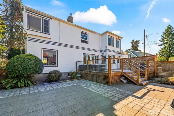 $1,349,000 | 3901 North 37th Street, Tacoma, WA 98407