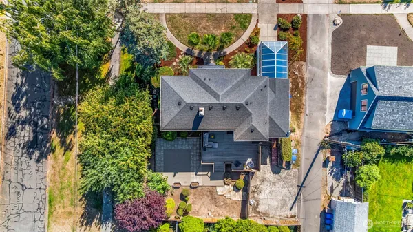 $1,349,000 | 3901 North 37th Street, Tacoma, WA 98407