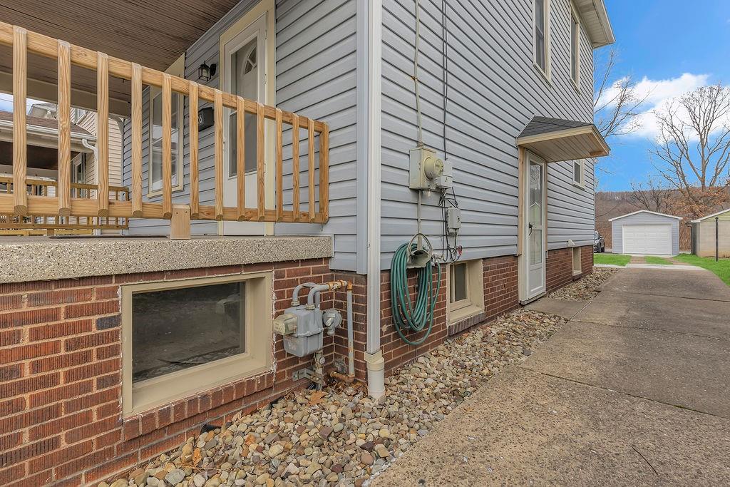 4506 4th Avenue Beaver Falls, PA 15010 - Photo 3 of 30