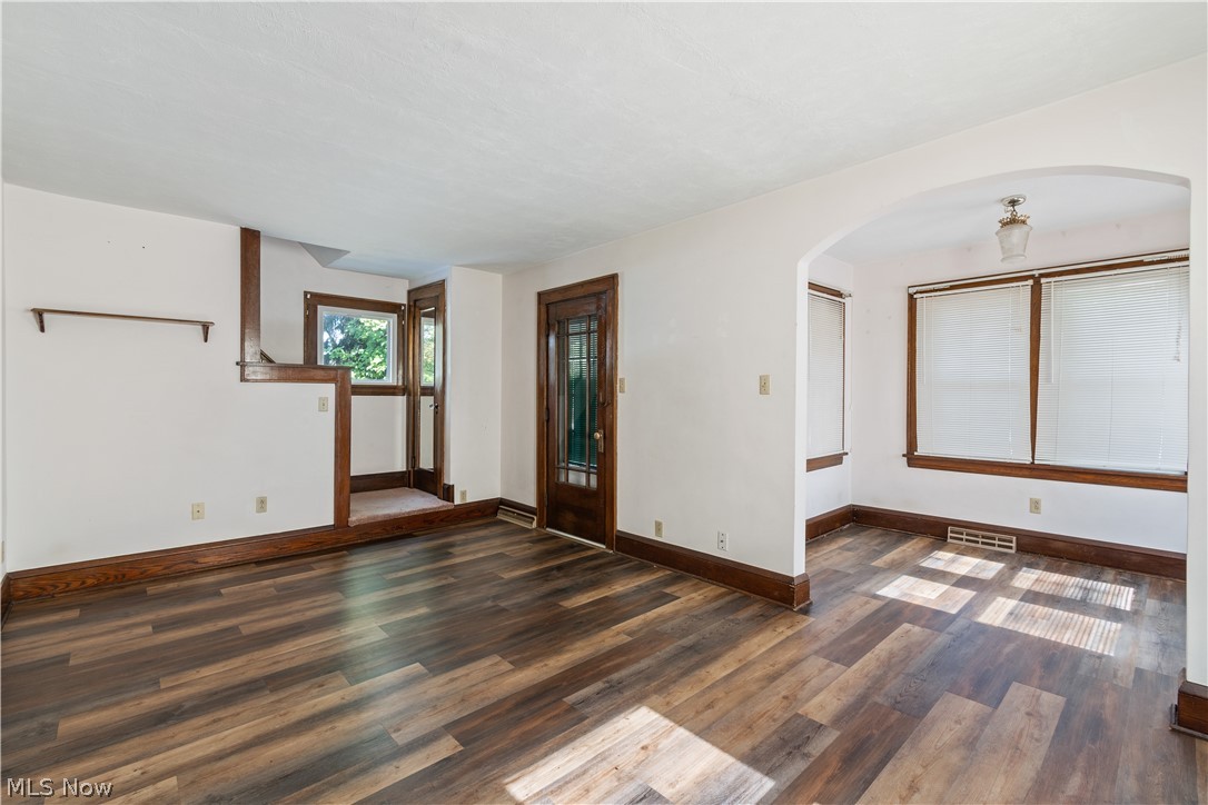 4734 Ridge Road Medina, OH 44256 - Photo 14 of 35