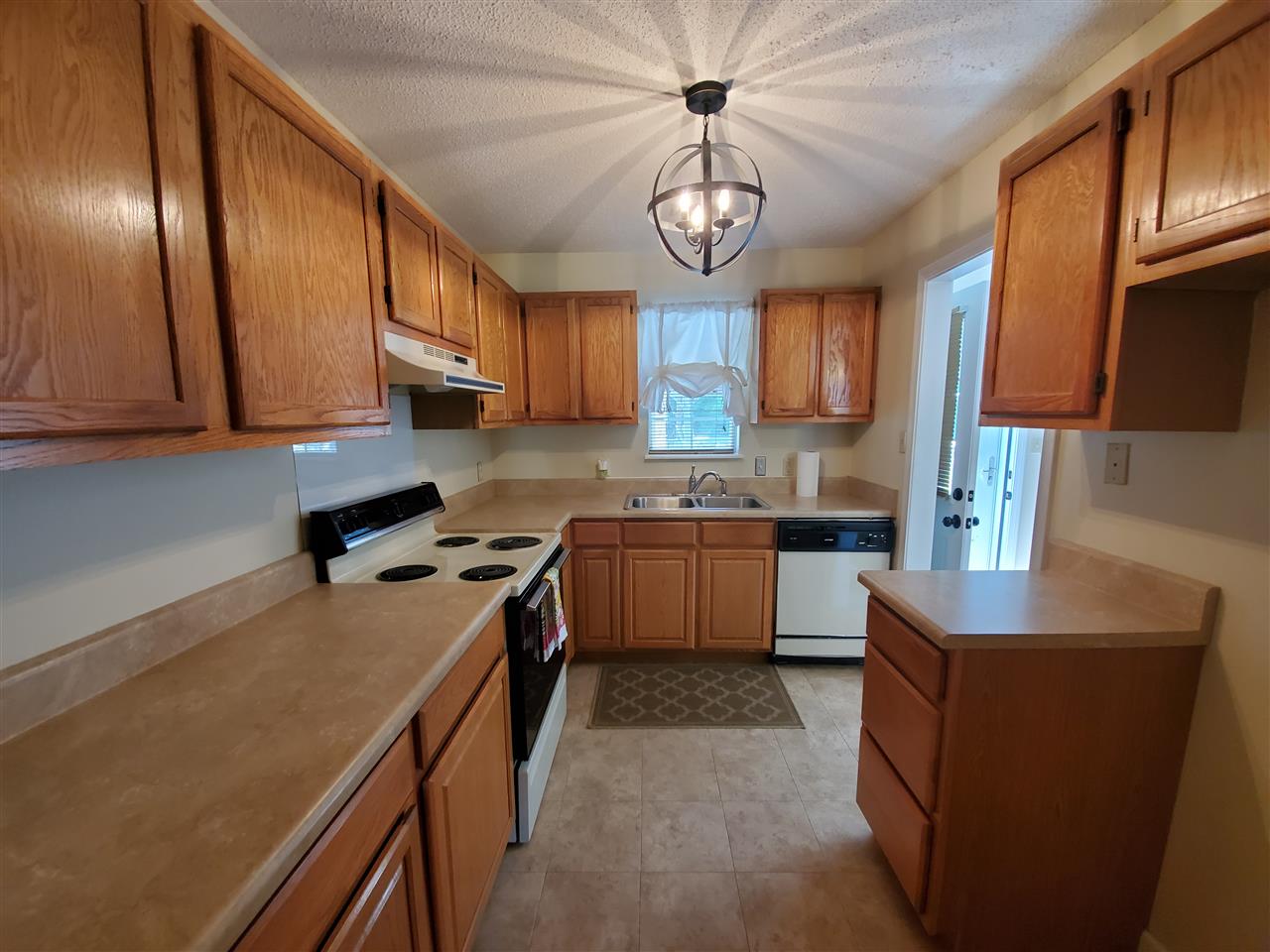 140 Old Timber Road Woodruff, SC 29388 - Photo 10 of 28 Gallery Image 10