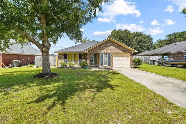 $219,900 | 418 Lancaster Loop, Hinesville, GA 31313