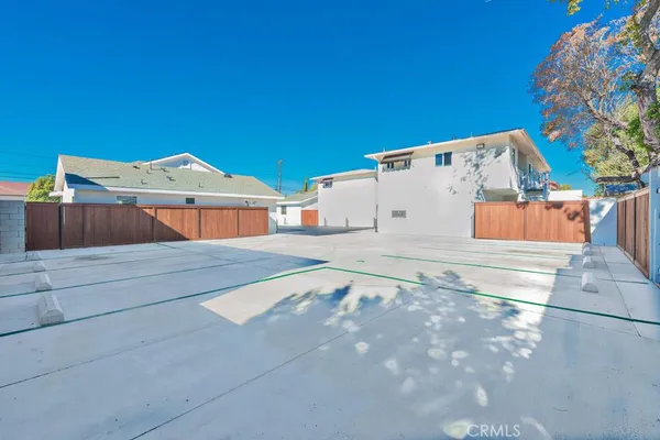 $3,000 | 555 North Olive Street, Unit B, Orange, CA 92867