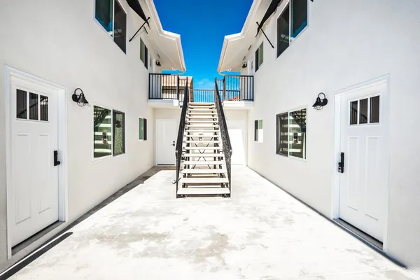 $3,000 | 555 North Olive Street, Unit B, Orange, CA 92867
