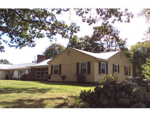 113 Park Road Chelmsford, MA 01824 - Photo 5 of 14 Gallery Image 5