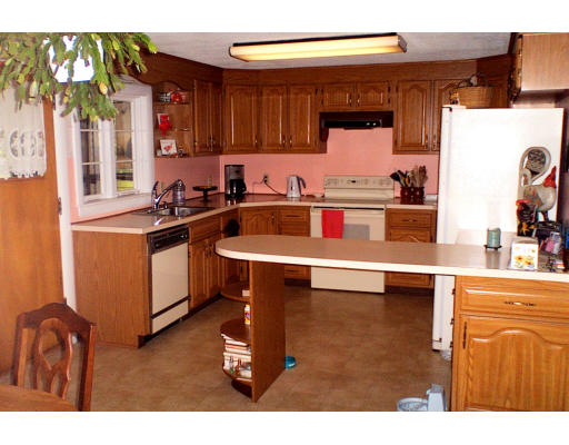 113 Park Road Chelmsford, MA 01824 - Photo 7 of 14 Gallery Image 7