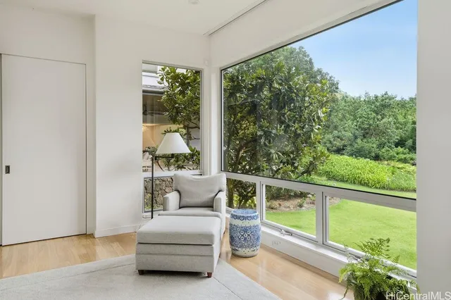 $4,980,000 | 4000 Old Pali Road, Honolulu, HI 96817