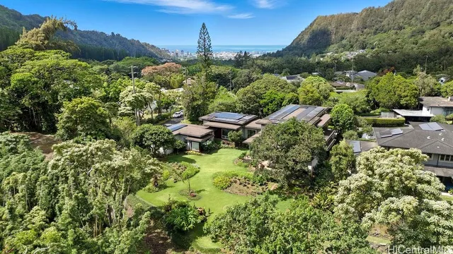 $4,980,000 | 4000 Old Pali Road, Honolulu, HI 96817