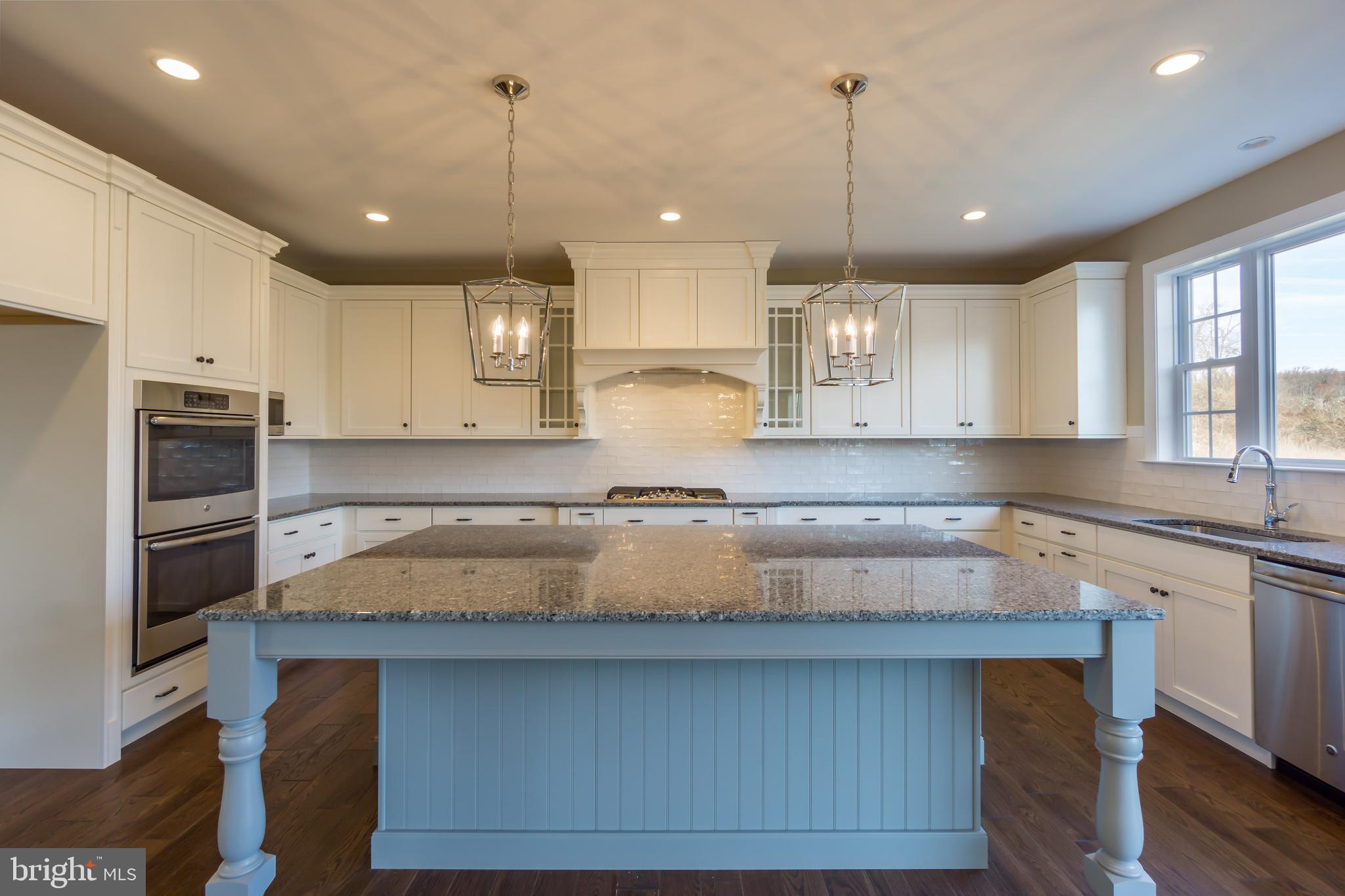 156 Logtown Road Media, PA 19063 - Photo 3 of 48 Similar home