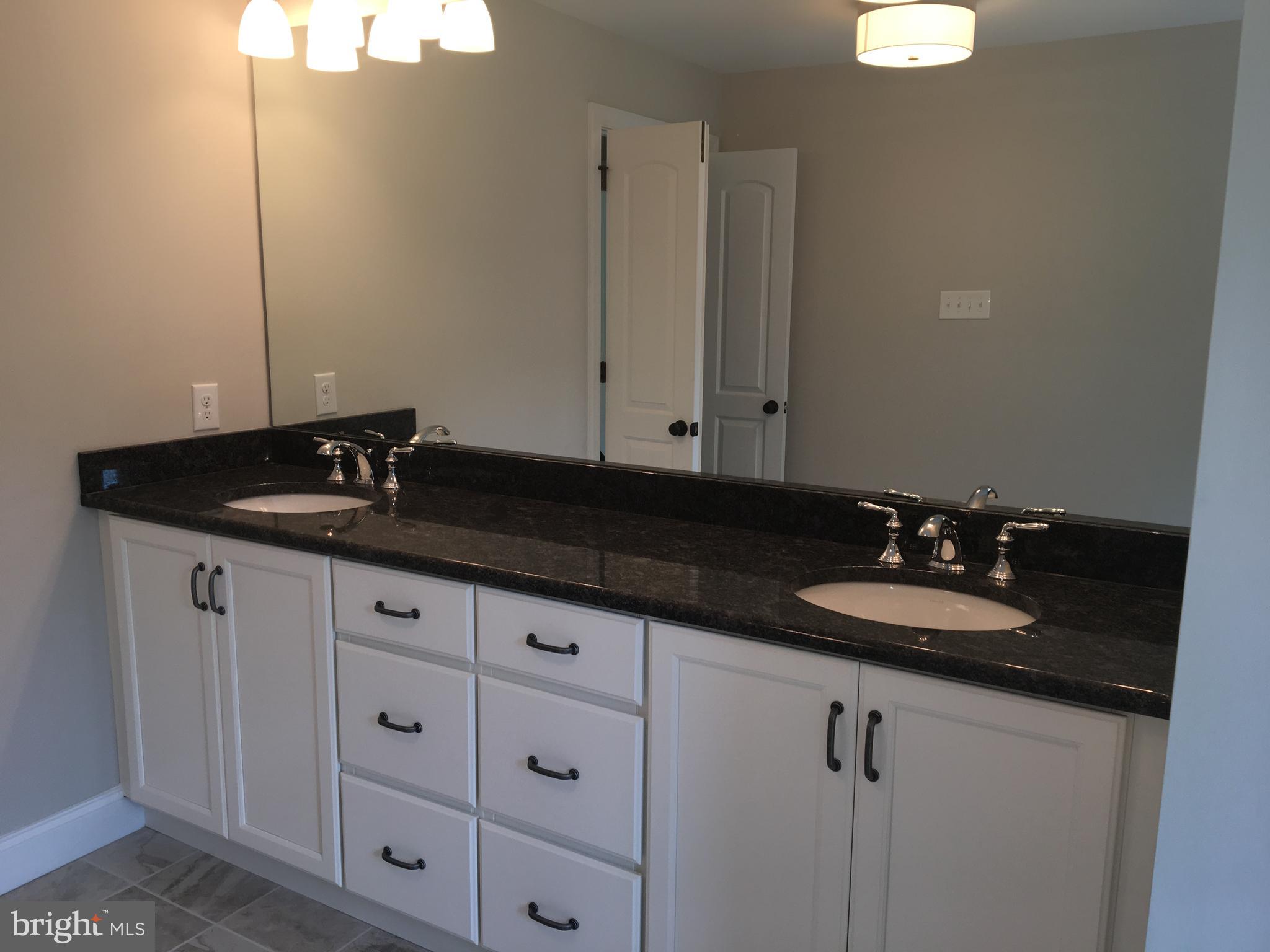 156 Logtown Road Media, PA 19063 - Photo 41 of 48 Logtown Rd Master Bath