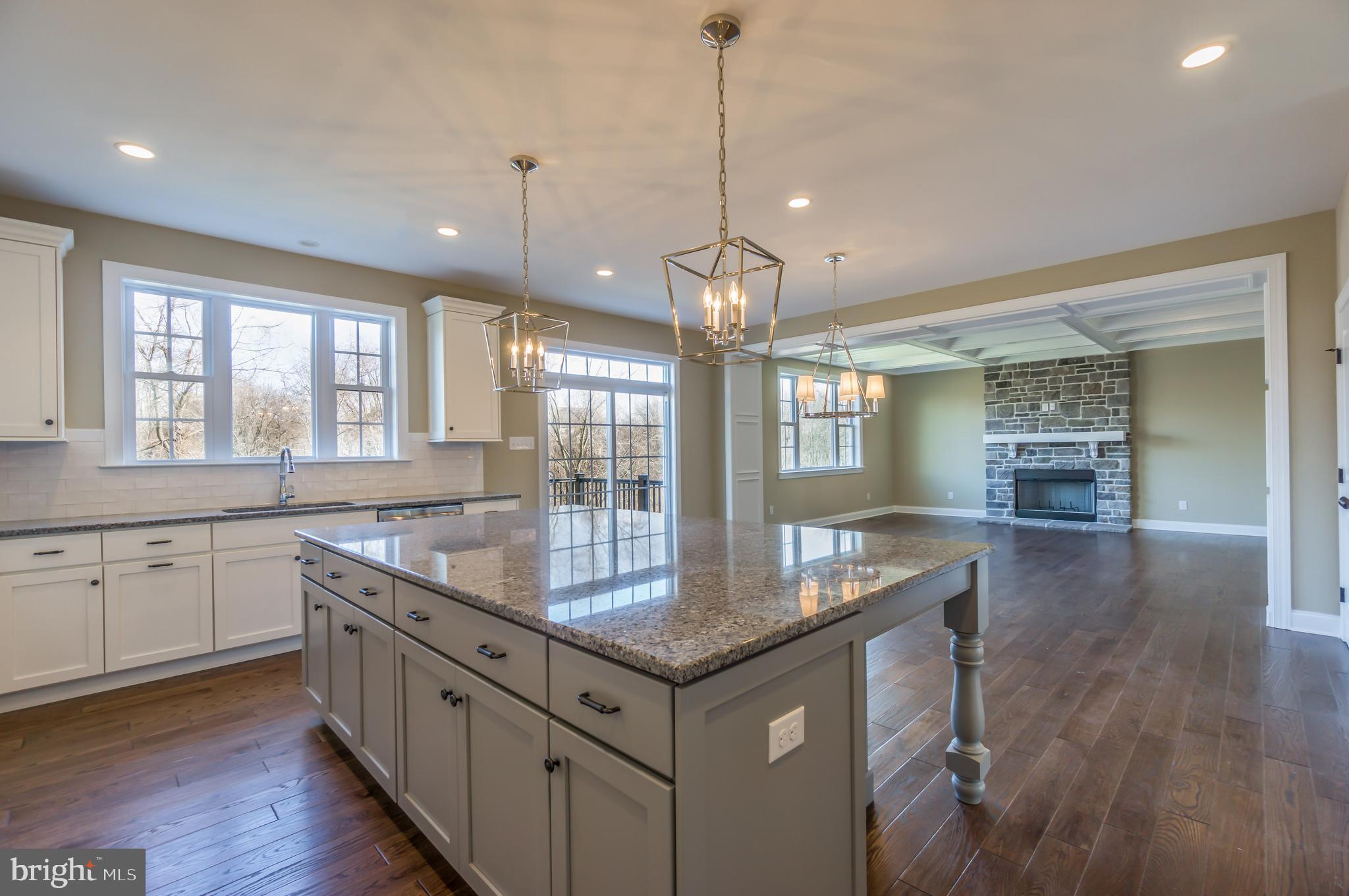 156 Logtown Road Media, PA 19063 - Photo 6 of 48 Similar home
