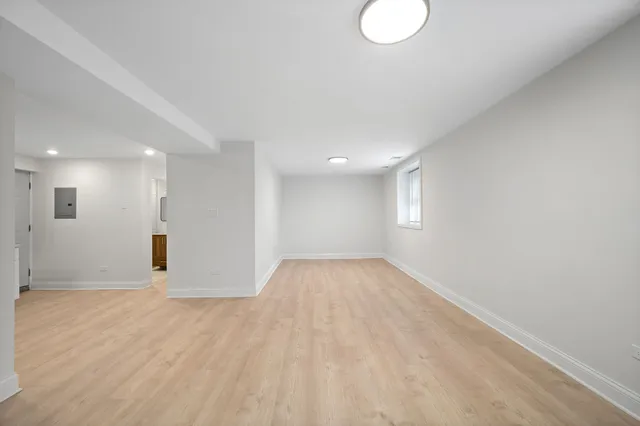 $2,500 | 1340 West Hollywood Avenue, Unit G, Chicago, IL 60660