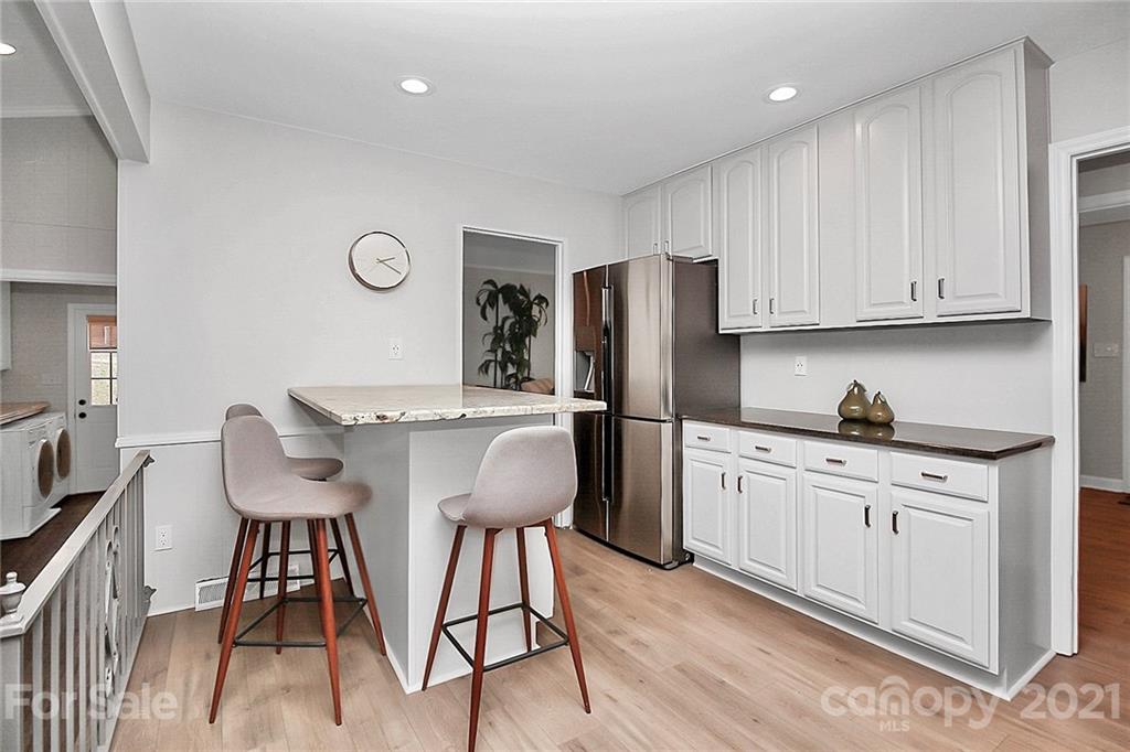 8325 Prince George Road Charlotte, NC 28210 - Photo 15 of 47 Gallery Image 15