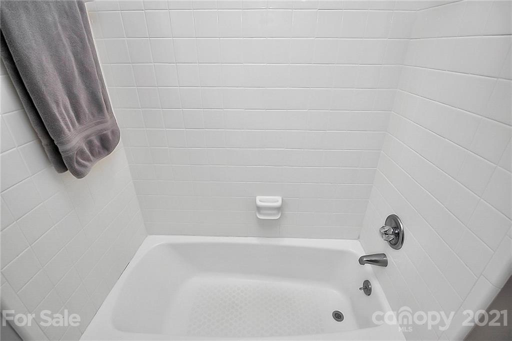8325 Prince George Road Charlotte, NC 28210 - Photo 30 of 47 Gallery Image 30